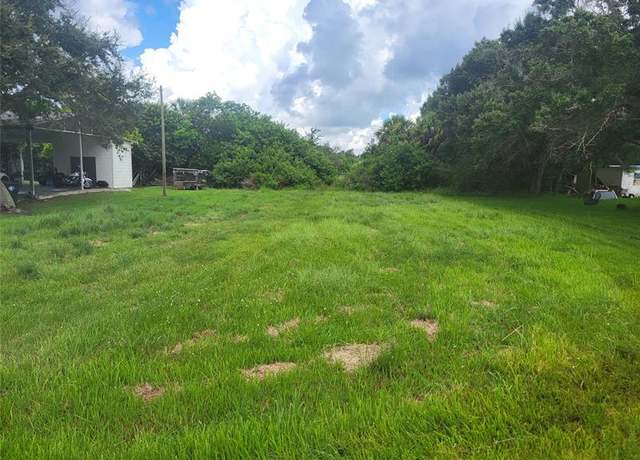 Property at 1099 Pine Ave, FL 33471