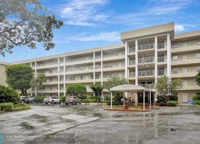 Property at 806 Cypress Blvd #409, Pompano Beach, FL 33069, 3 beds, 2 baths