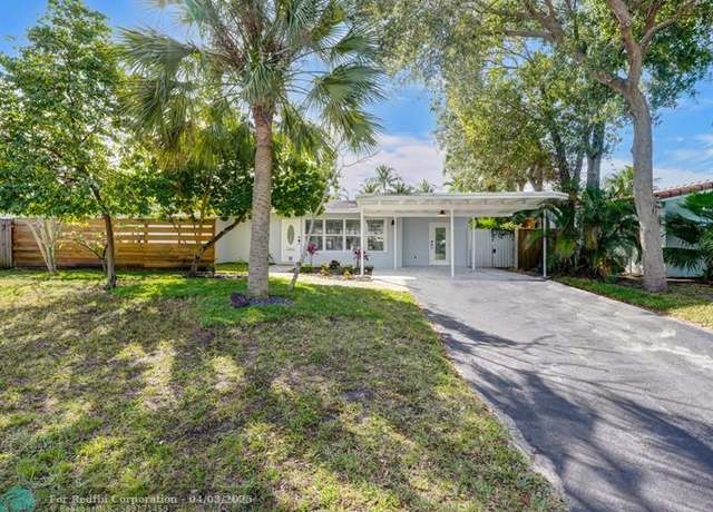 Property at 1724 SW 5th St, Fort Lauderdale, FL 33312, 3 beds, 3.5 baths