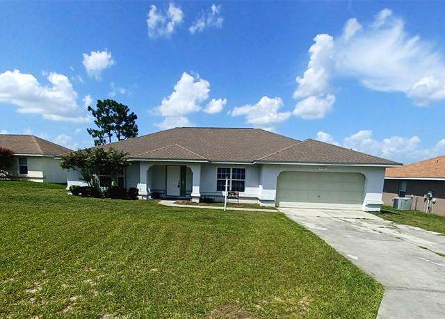 Property at 8509 SW 136th Loop, FL 34473, 3 beds, 2 baths