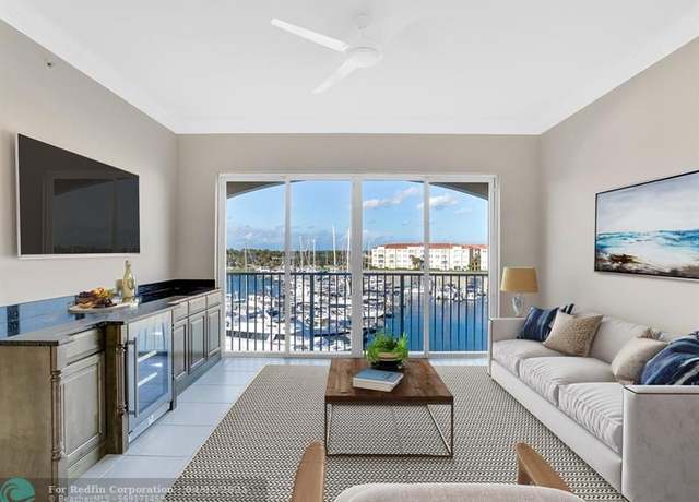 Property at 14 Harbour Isle Dr Ph 4, Fort Pierce, FL 34949, 2 beds, 2 baths