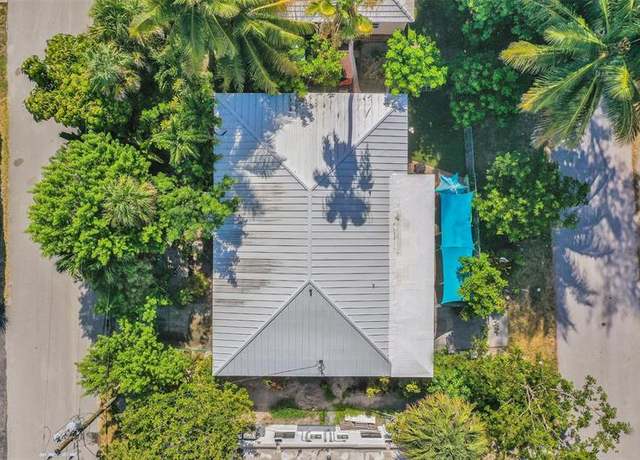 Property at 3310 SE 6th St, Pompano Beach, FL 33062, 2 beds, 2 baths