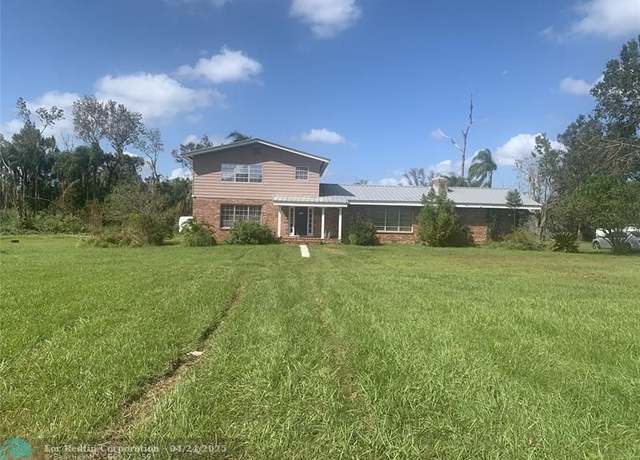Property at 119 N Ohio Ave, FL 33873, 5 beds, 2.5 baths