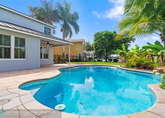 Property at 1988 SW 151st Ave, Miramar, FL 33027, 4 beds, 3 baths