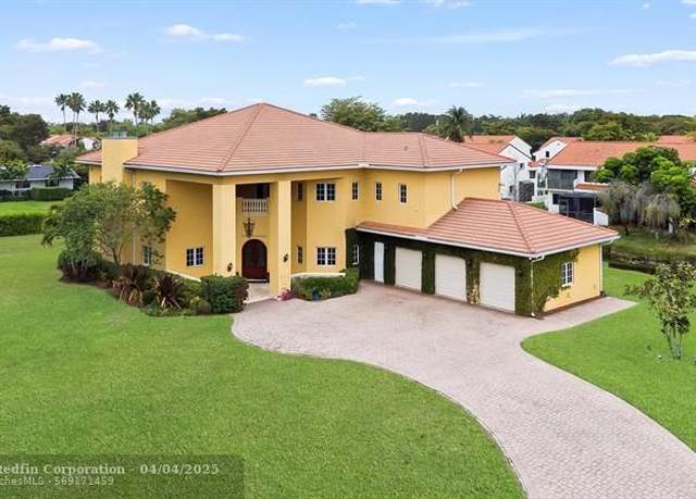 Property at 11621 SW 1st St, Plantation, FL 33325, 5 beds, 4 baths