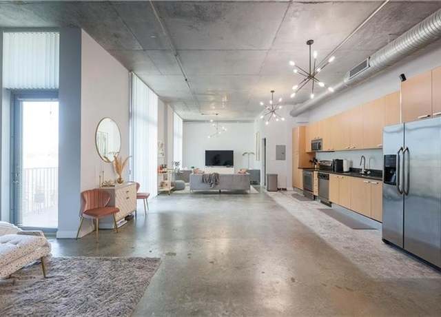 Property at 2100 Van Buren St #308, Hollywood, FL 33020, 2 beds, 2 baths