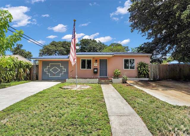 Property at 613 N 28th Ave, Hollywood, FL 33020, 3 beds, 2 baths