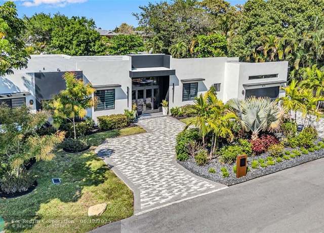 Property at 419 NE 22nd St, Wilton Manors, FL 33305, 4 beds, 4.5 baths