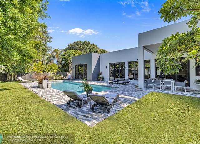 Property at 419 NE 22nd St, Wilton Manors, FL 33305, 4 beds, 4.5 baths