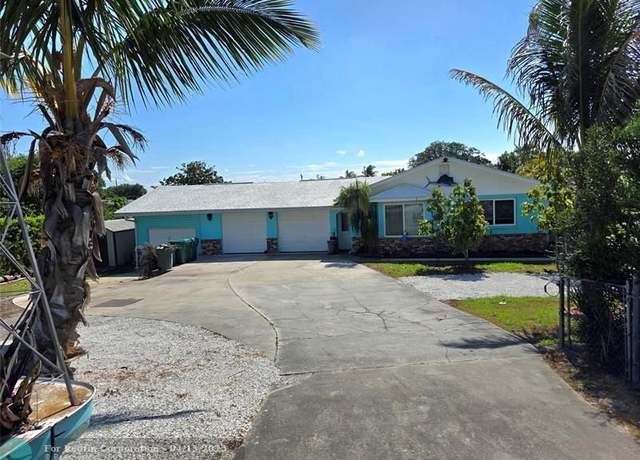 Property at 3112 SE 34th Ave, Okeechobee, FL 34974, 3 beds, 2 baths