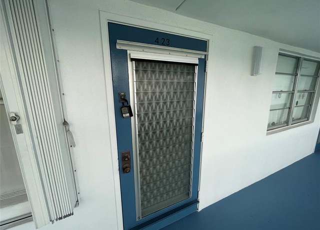 Property at 423 Durham N #423, Deerfield Beach, FL 33442, 1 bed, 1.5 baths