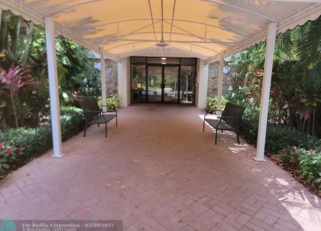 Property at 4000 Cypress Grove Way #305, Pompano Beach, FL 33069, 2 beds, 2 baths