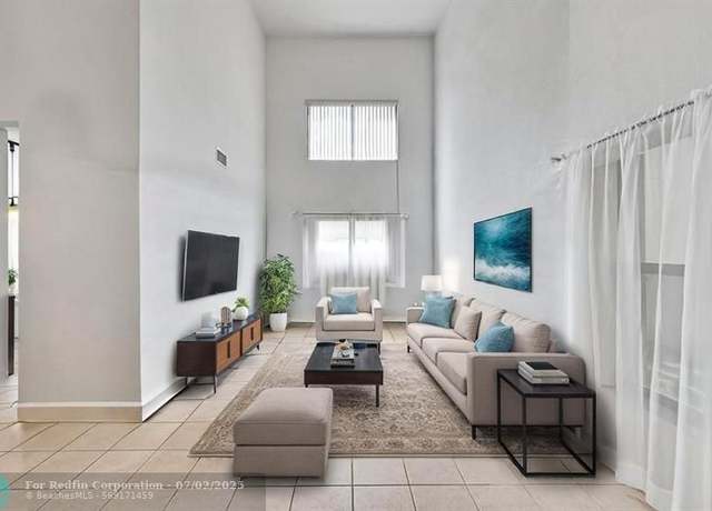 Property at 3432 NW 112th Ter, Coral Springs, FL 33065, 3 beds, 2.5 baths