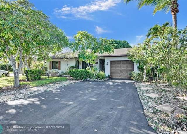 Property at 9761 NW 24th St, Coral Springs, FL 33065, 4 beds, 2 baths