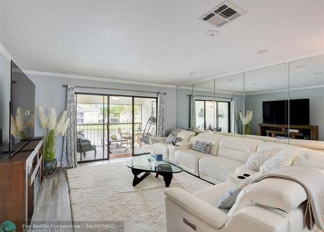 Property at 9261 Vista Del Lago Unit 19F, Boca Raton, FL 33428, 2 beds, 2 baths