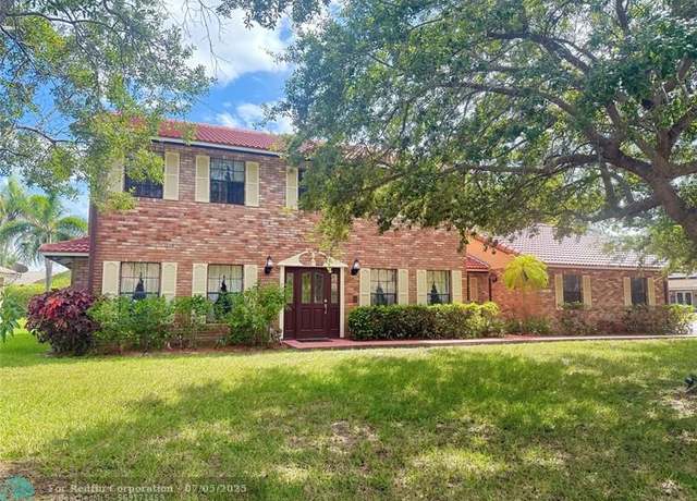 Property at 11260 NW 5th St, Coral Springs, FL 33071, 4 beds, 3 baths