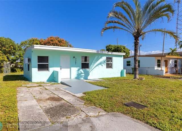 Property at 2305 NW 13th Ct, Fort Lauderdale, FL 33311, 2 beds, 1 bath