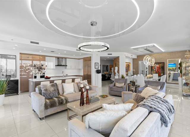 Property at 100 E Las Olas Blvd #1901, Fort Lauderdale, FL 33301, 3 beds, 2.5 baths
