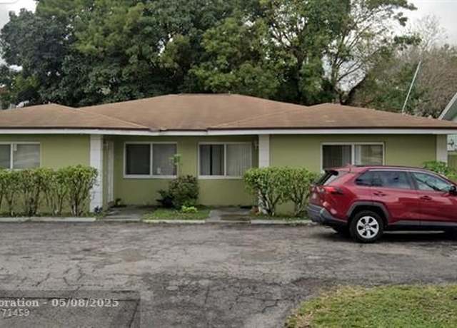 Property at 7659 NW 74th Ave, Tamarac, FL 33321, 4 beds, 4 baths