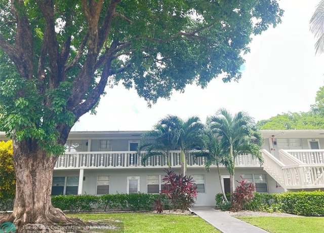 Property at 262 Ventnor R #262, Deerfield Beach, FL 33442, 2 beds, 1.5 baths