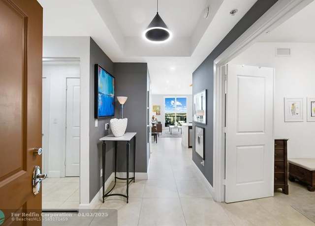 Property at 315 NE 3rd Ave #1008, Fort Lauderdale, FL 33301, 2 beds, 2 baths