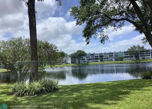 Property at 1054 Cambridge C #1054, Deerfield Beach, FL 33442, 1 bed, 2 baths