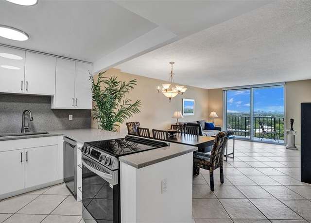 Property at 1800 N Andrews Ave Unit 12B, Fort Lauderdale, FL 33311, 1 bed, 1.5 baths