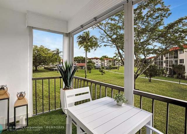 Property at 9720 S Hollybrook Lake Dr #204, Pembroke Pines, FL 33025, 2 beds, 2 baths