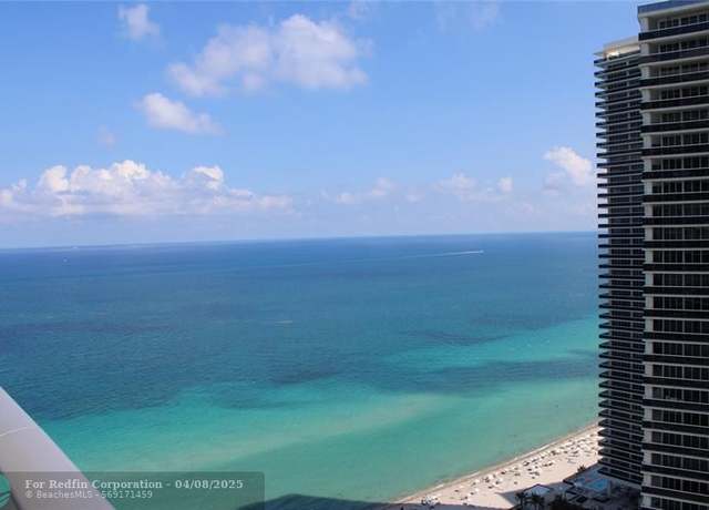 Property at 4111 Ocean Dr #3011, Hollywood, FL 33019, 2 beds, 2 baths