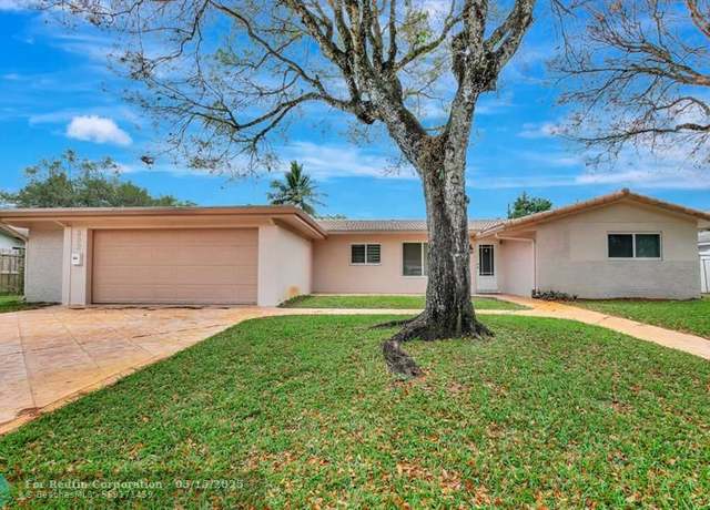 Property at 302 SW 58th Ave, Plantation, FL 33317, 3 beds, 2 baths