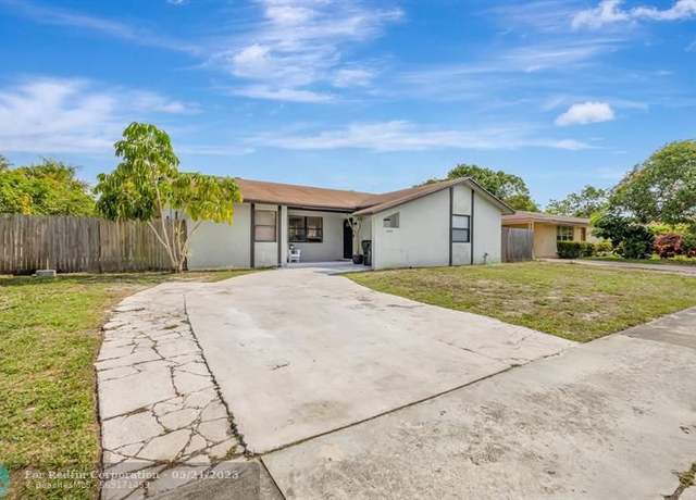 Property at 2543 Dolphin Dr, Delray Beach, FL 33445, 4 beds, 2 baths