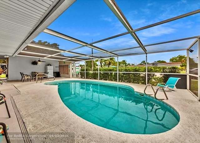 Property at 414 S 56th Ave, Hollywood, FL 33023, 4 beds, 2 baths