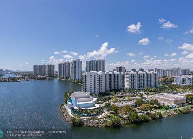 Property at 3370 NE 190th St #1815, Miami, FL 33180, 2 beds, 2.5 baths