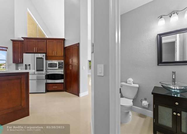 Property at 4111 NW 83rd Ln, Coral Springs, FL 33065, 5 beds, 2.5 baths