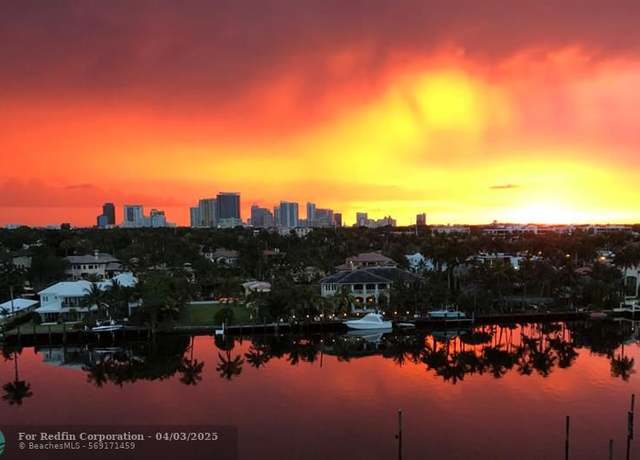 Property at 333 Sunset Dr #207, Fort Lauderdale, FL 33301, 3 beds, 3 baths