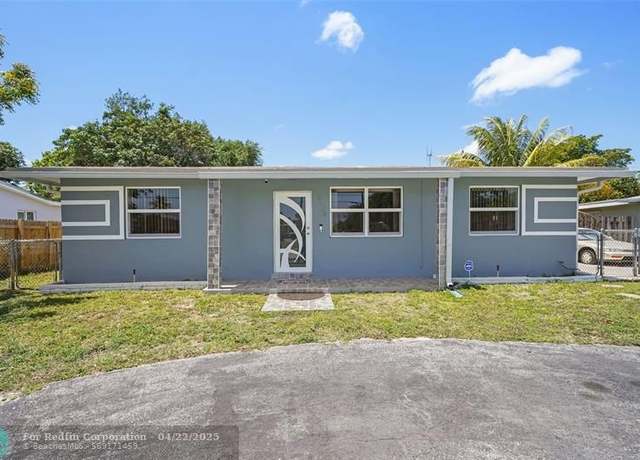 Property at 3130 SW 39th Ave, West Park, FL 33023, 3 beds, 2 baths