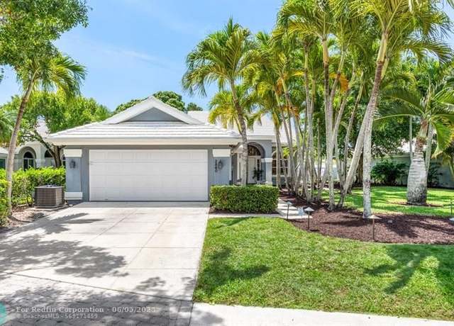 Property at 2860 Wilderness Rd, West Palm Beach, FL 33409, 3 beds, 2 baths