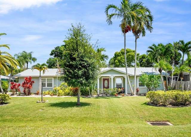 Property at 3454 SE Narragansett Ter, Stuart, FL 34997, 4 beds, 3 baths