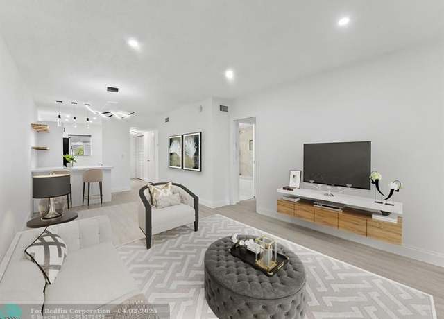 Property at 2300 SW 22nd Ave #110, Delray Beach, FL 33445, 2 beds, 2 baths