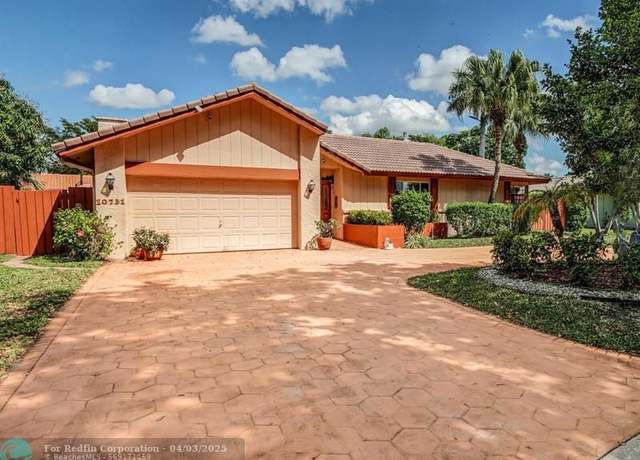 Property at 10731 NW 17th St, Coral Springs, FL 33071, 4 beds, 3 baths