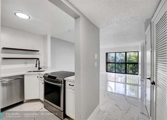 Property at 5495 NE 25th Ave #204, Fort Lauderdale, FL 33308, 1 bed, 1.5 baths