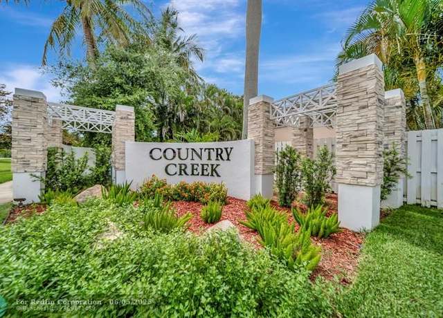 Property at 4461 SW 72nd Ter, Davie, FL 33314, 2 beds, 2 baths