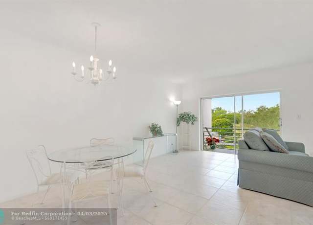 Property at 5501 NW 2nd Ave #302, Boca Raton, FL 33487, 1 bed, 1.5 baths
