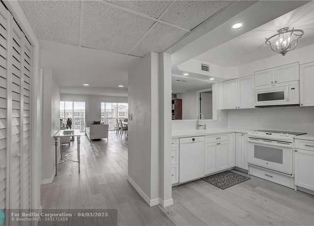 Property at 2871 N Ocean Blvd Unit C519, Boca Raton, FL 33431, 3 beds, 2 baths