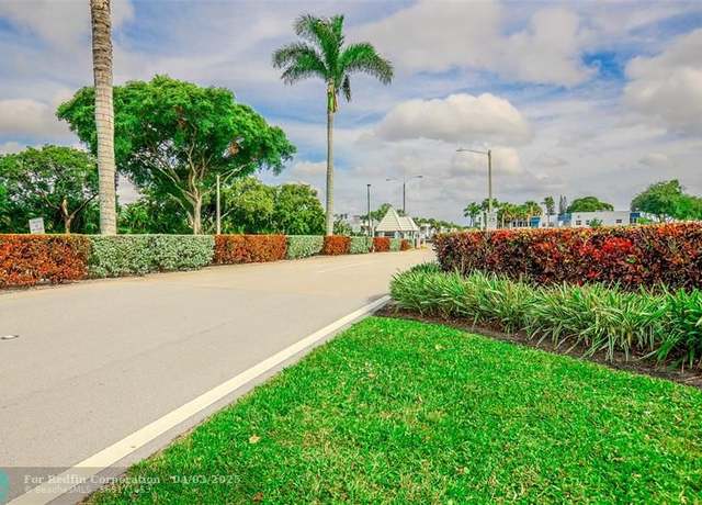 Property at 190 Capri D #190, Delray Beach, FL 33484, 1 bed, 1.5 baths