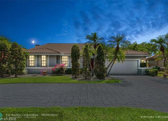 Property at 12444 Classic Dr, Coral Springs, FL 33071, 4 beds, 2.5 baths
