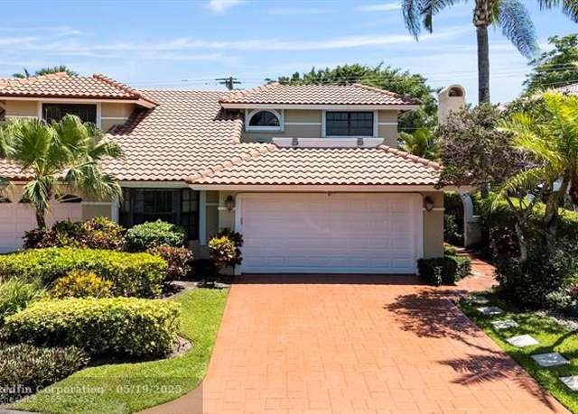 Property at 727 Villa Portofino Cir #727, Deerfield Beach, FL 33442, 3 beds, 2 baths