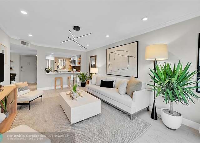 Property at 3004 NE 5th Ter Unit 102-C, Wilton Manors, FL 33334, 2 beds, 2 baths