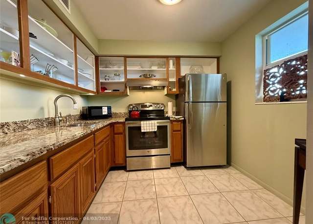 Property at 2800 NW 47th Ter Unit 403B, Fort Lauderdale, FL 33313, 1 bed, 1 bath
