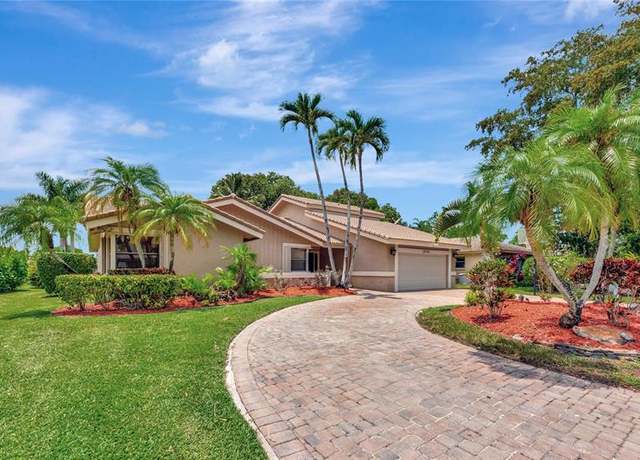 Property at 1988 NW 112th Ave, Coral Springs, FL 33071, 4 beds, 2.5 baths
